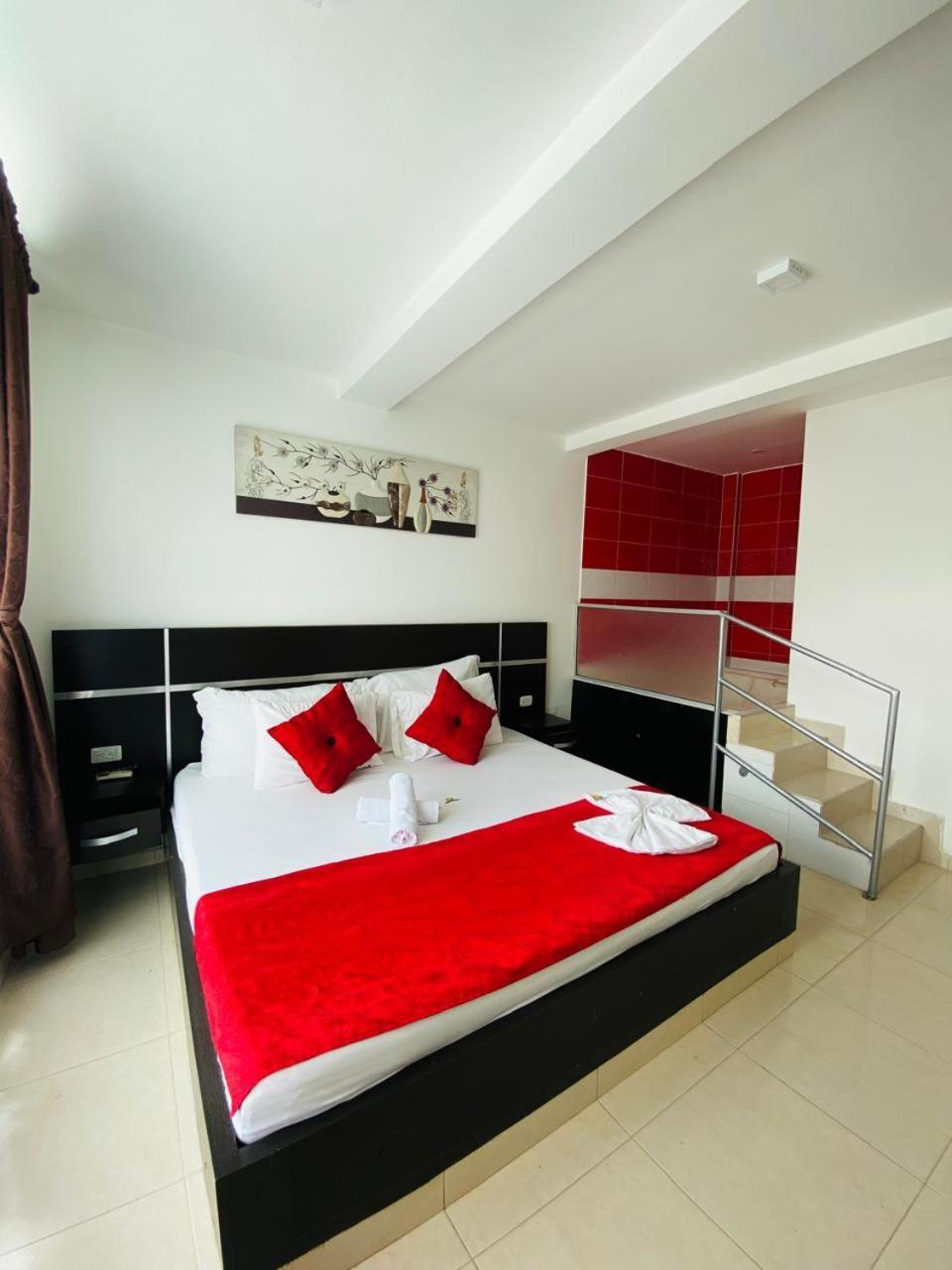 Hotel Suite Royal Melgar Dış mekan fotoğraf