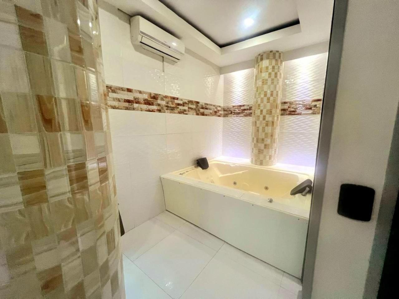 Hotel Suite Royal Melgar Dış mekan fotoğraf