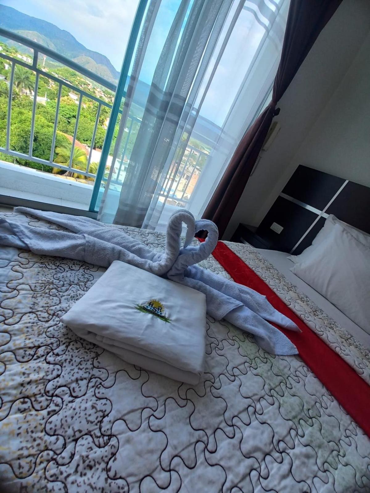 Hotel Suite Royal Melgar Dış mekan fotoğraf