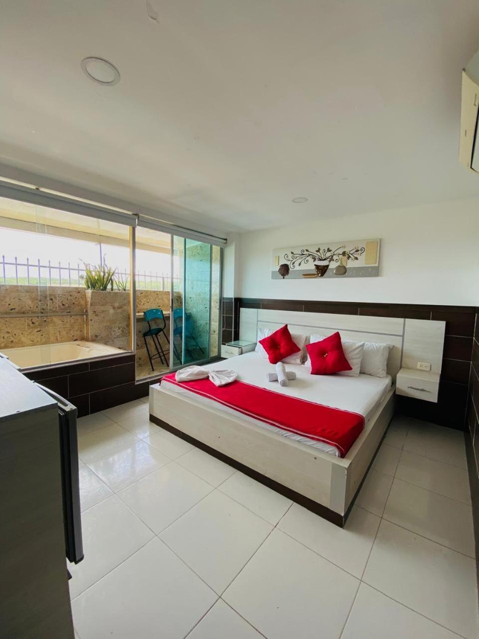 Hotel Suite Royal Melgar Dış mekan fotoğraf